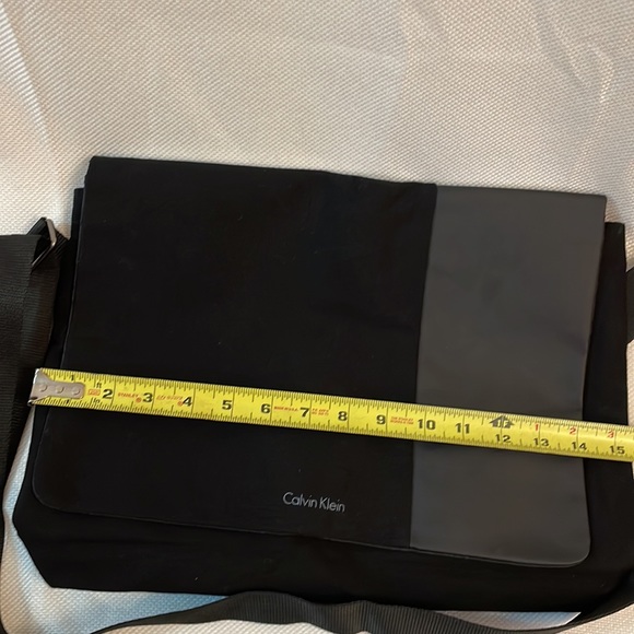 Calvin Klein Cotton Black Messenger/Laptop Bag - Picture 6 of 9